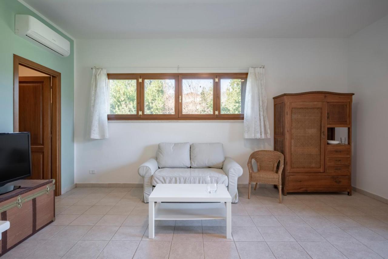 Agriturismo Terre Di Castiglione Кастильоне-делла-Пеская Экстерьер фото